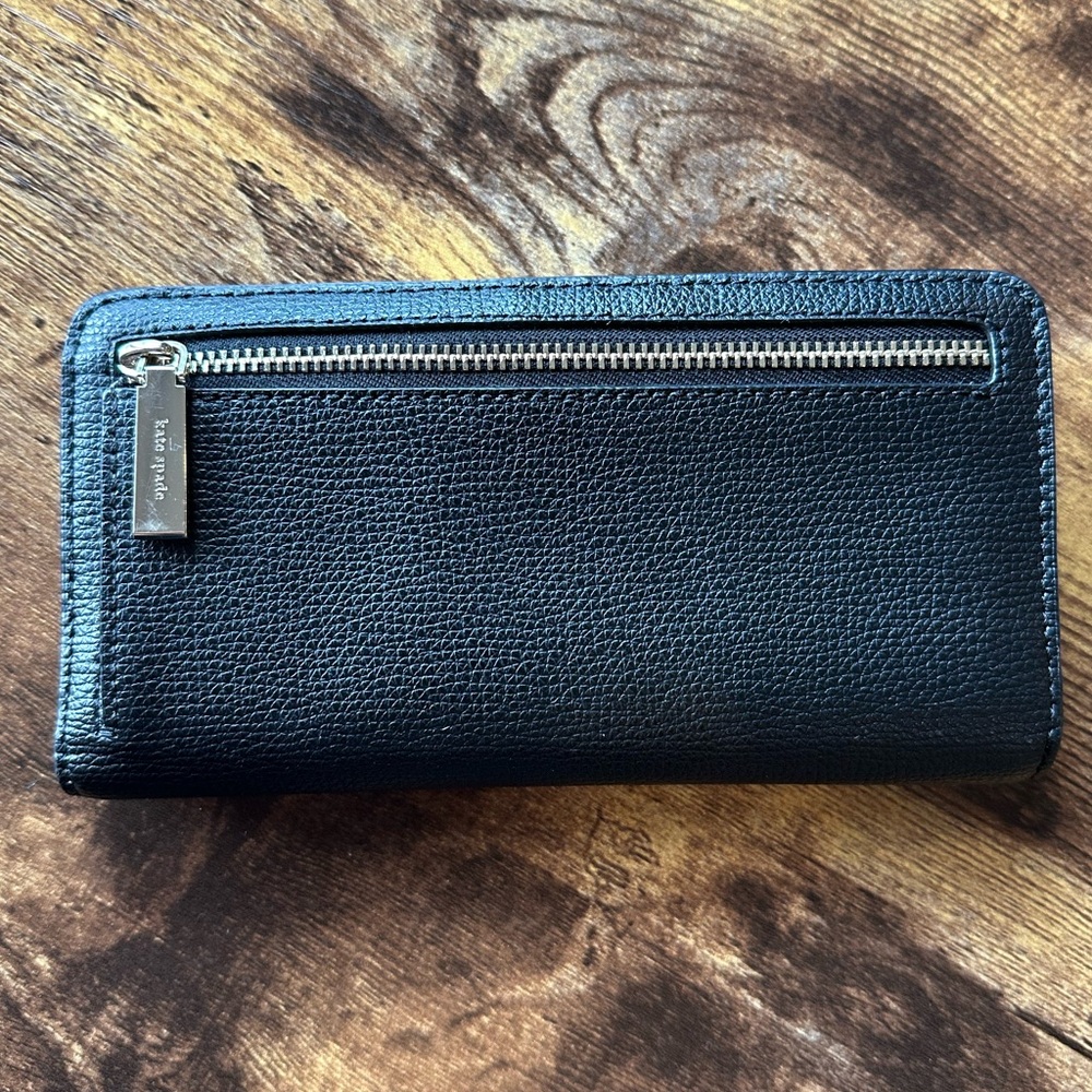 Kate Spade Darcy Large Slim Bifold Wallet - Picture 2 of 3